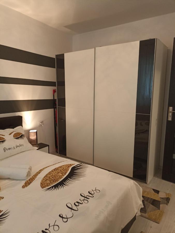 Apartament Sofy2 Băile Herculane Extérieur photo